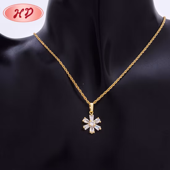 El colgante de plata de la aleación plateada oro rosa fija el collar de cadena de la joyería de la moda